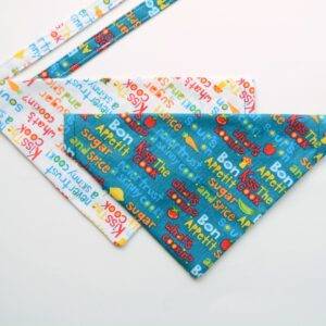 Bandana ‘What’s cooking?’ // chef cook bandana, cat bandana, dog bandana, cute bandana for pet, Crafts4Cats