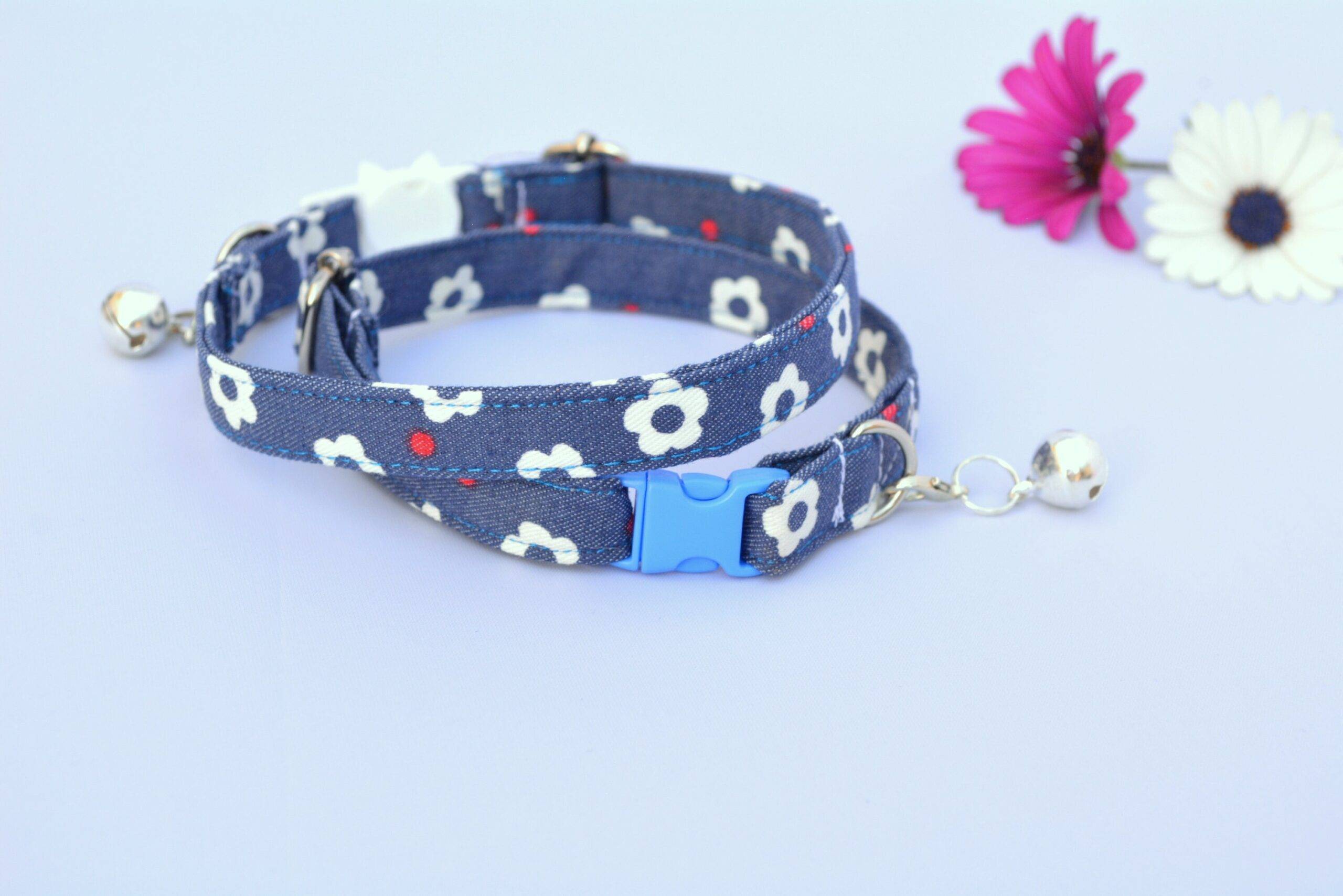 Dog / Cat Collar ‘Charlotte’ (non-breakaway) / flower cat collar, cat collar with bell, small dog collar with bell / CRAFTS4CATS